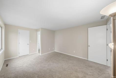 4613 Kingsbury Drive Fort Wayne IN 46835