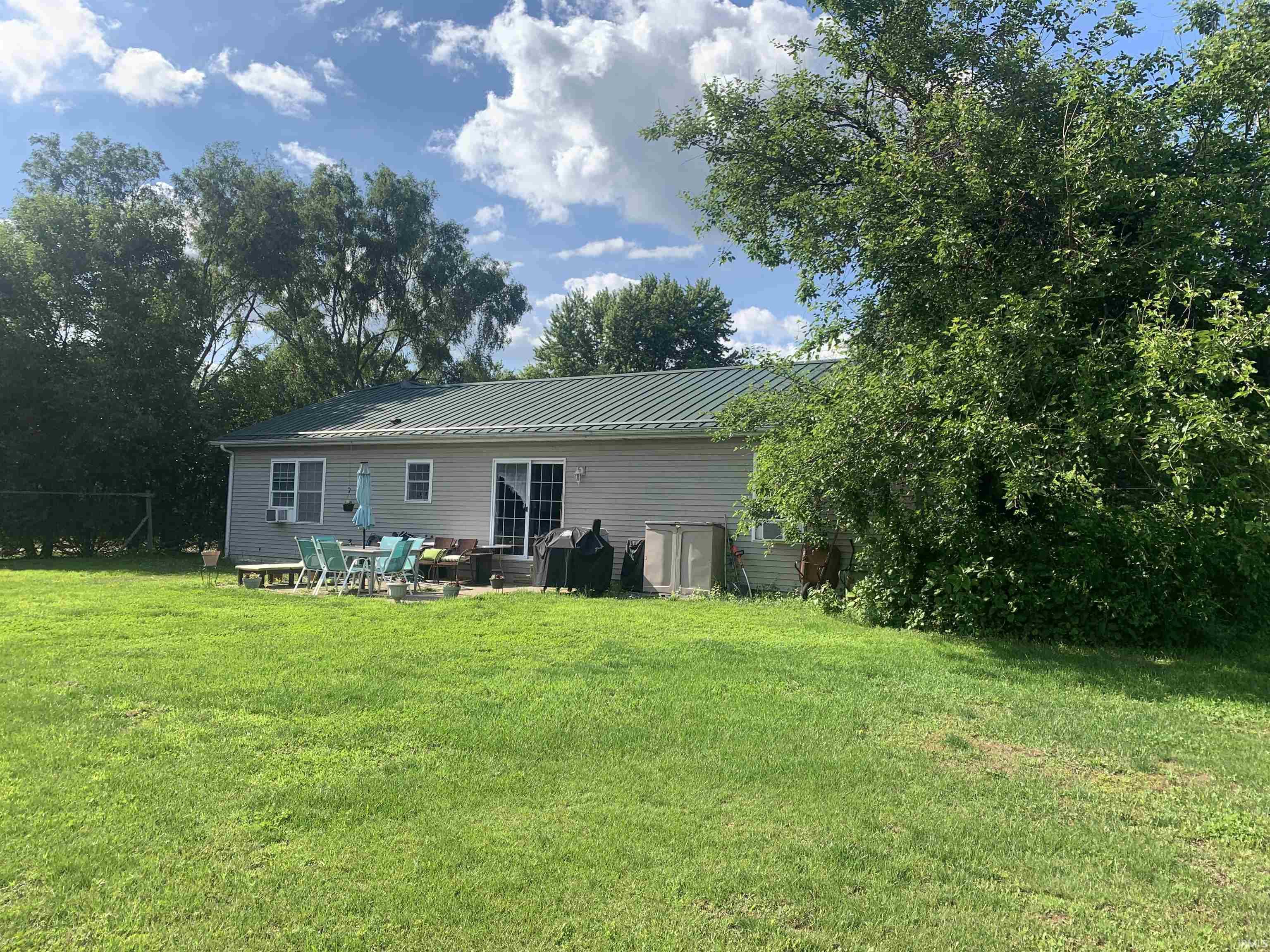 18406 County Road 102 Bristol IN 46507