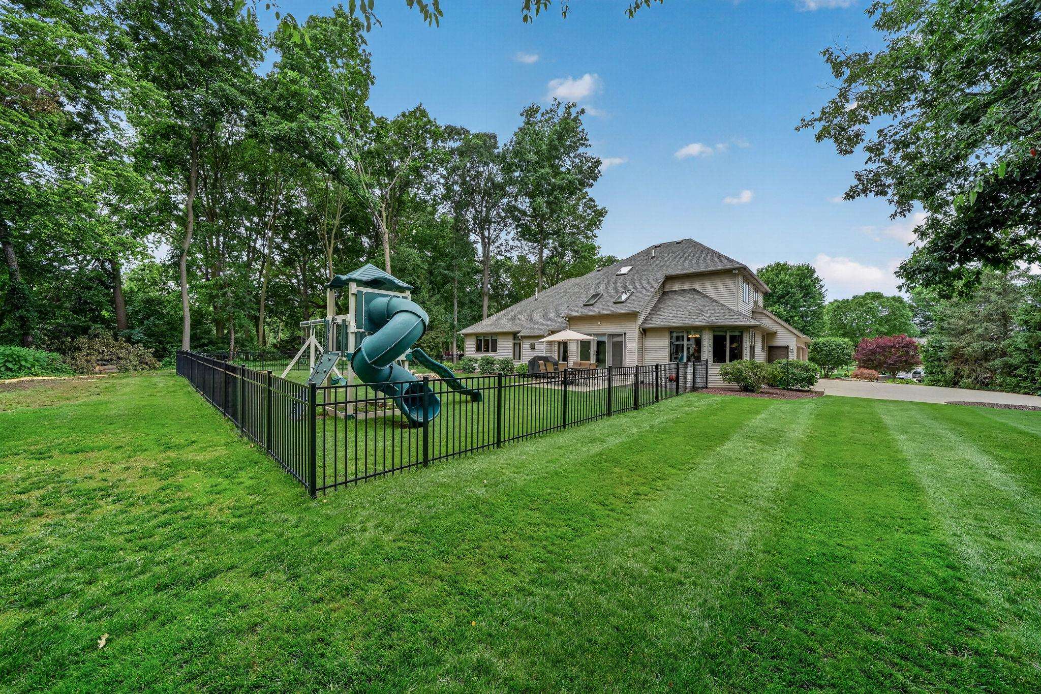 20260 Fieldstone Crossing Drive Goshen IN 46528