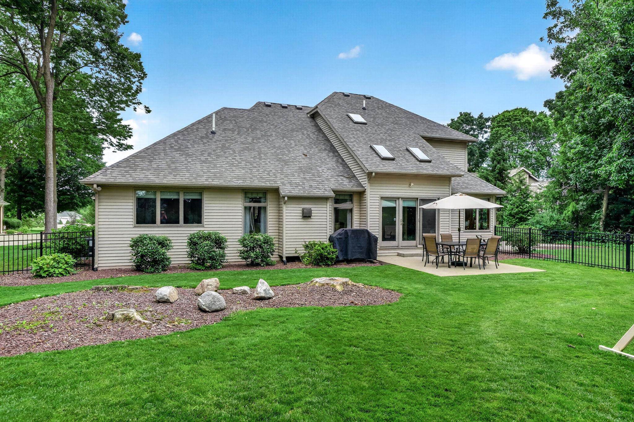 20260 Fieldstone Crossing Drive Goshen IN 46528