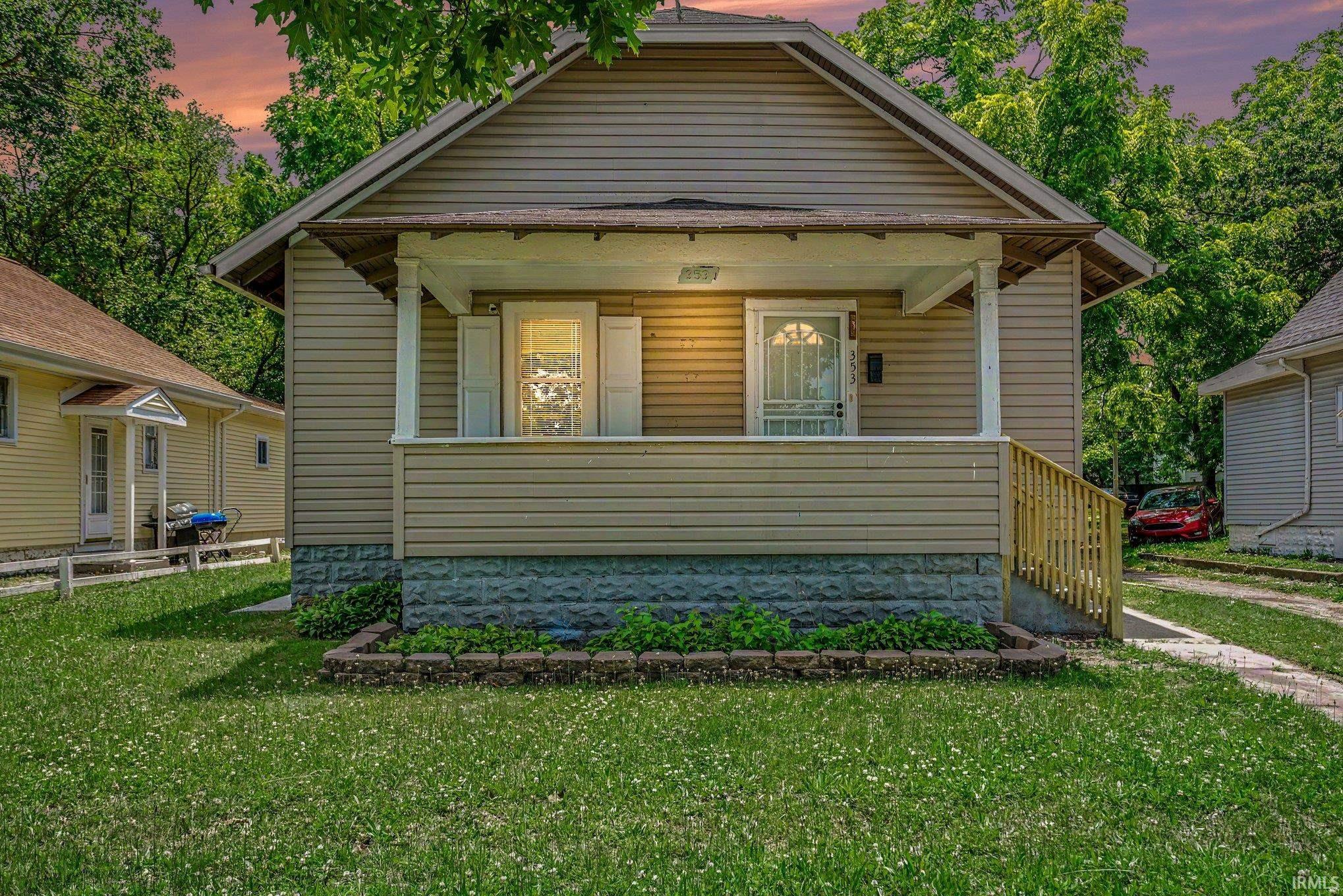 353 W Indiana Avenue Elkhart IN 46613