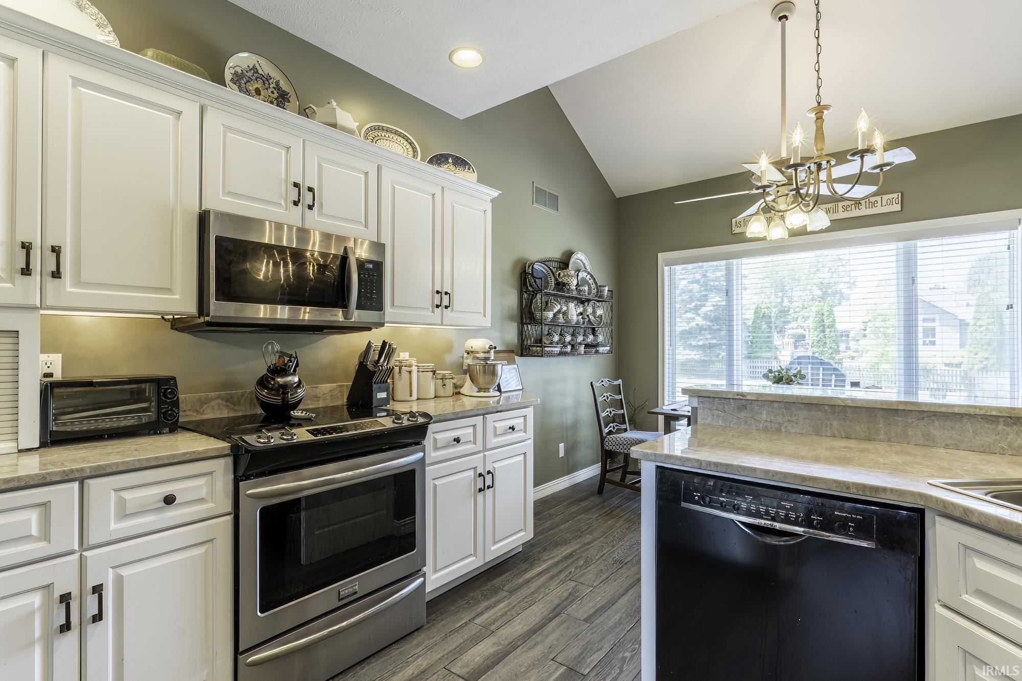 825 Lydia Drive Warsaw IN 46582