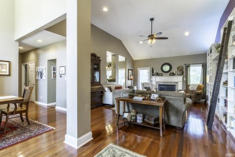 825 Lydia Drive Warsaw IN 46582