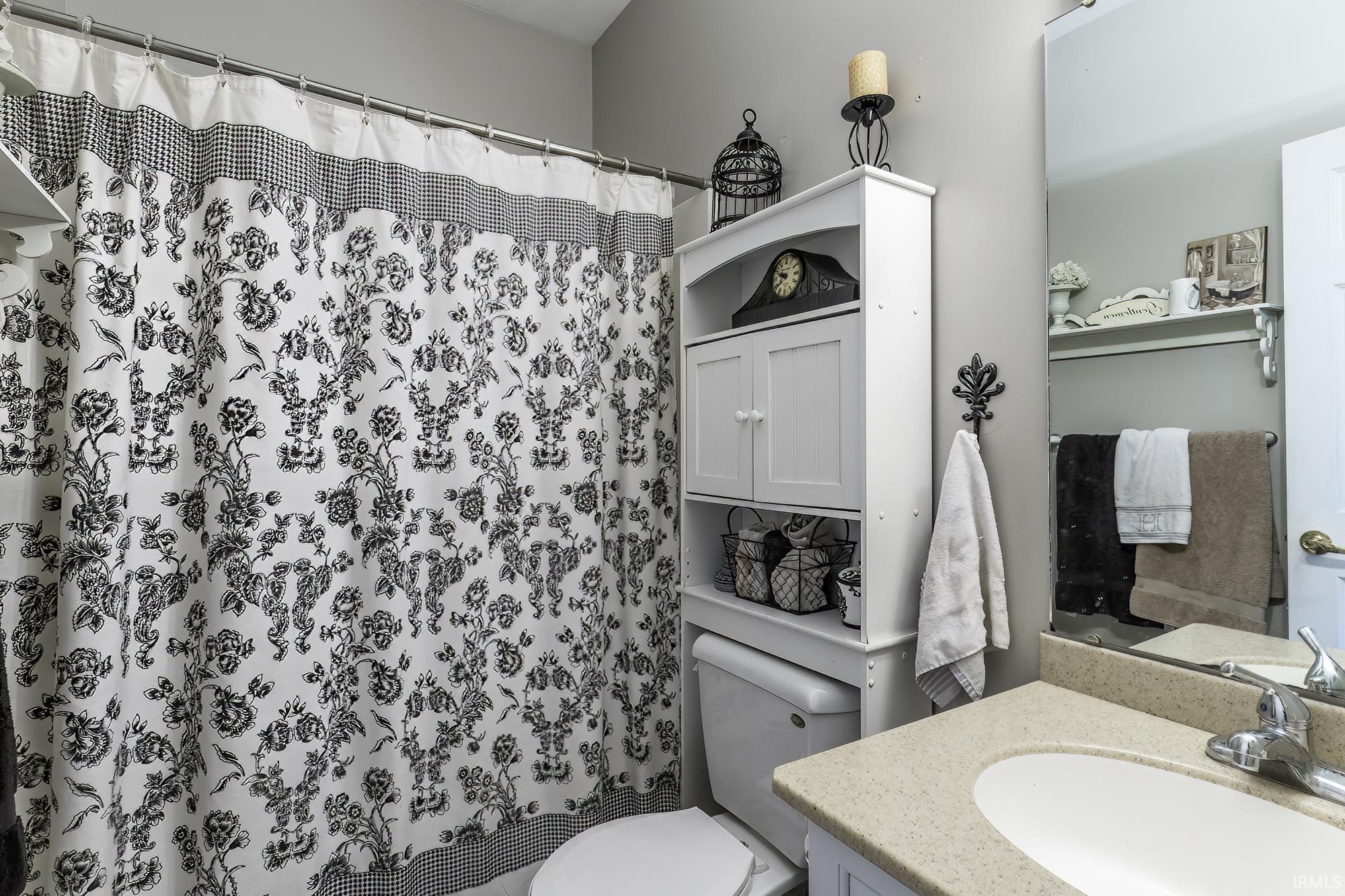 825 Lydia Drive Warsaw IN 46582