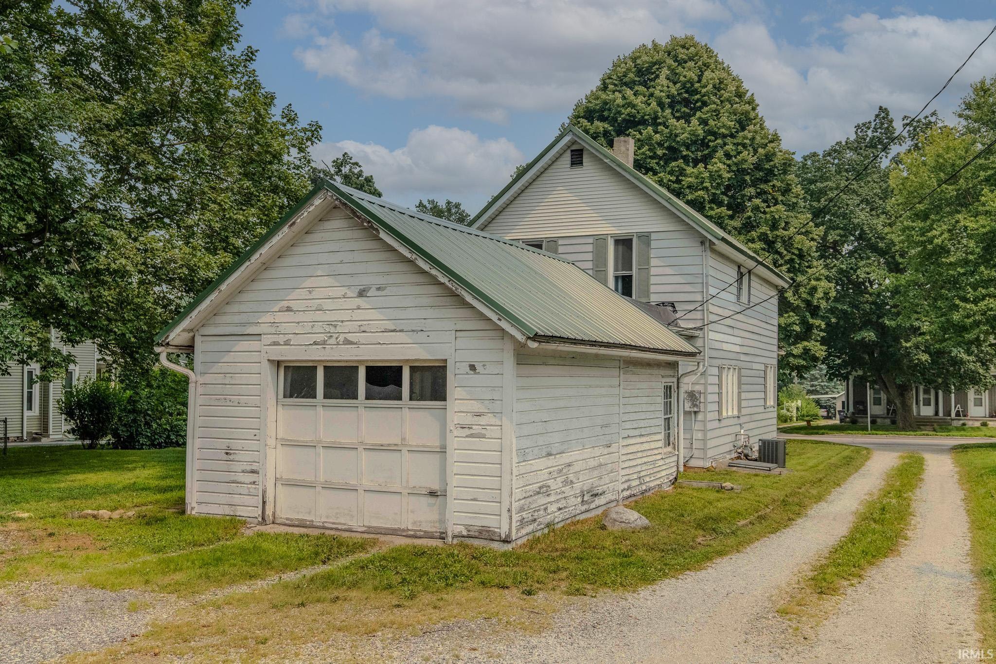 411 S Main Street Middlebury IN 46540