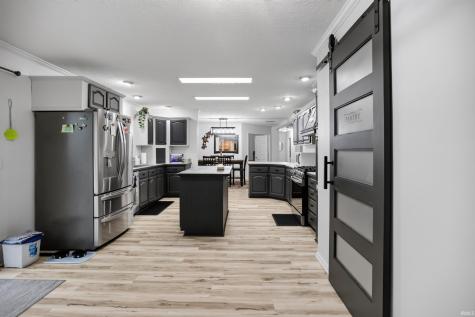 5286 W 1000 S Road Warren IN 46792