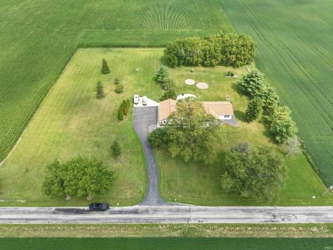 5286 W 1000 S Road Warren IN 46792