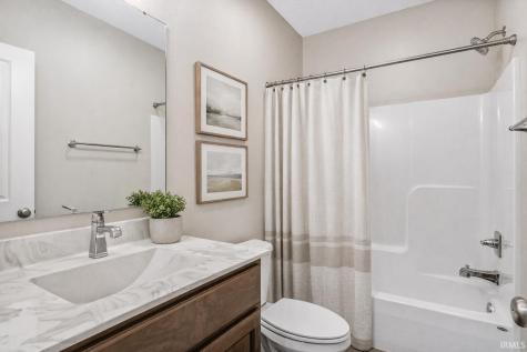 14379 Whisper Rock Boulevard Fort Wayne IN 46845