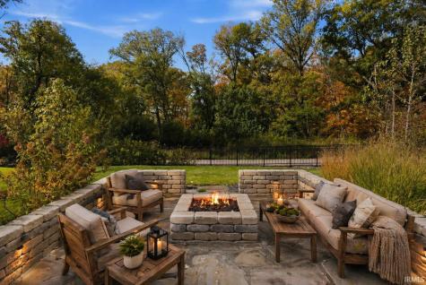 14379 Whisper Rock Boulevard Fort Wayne IN 46845