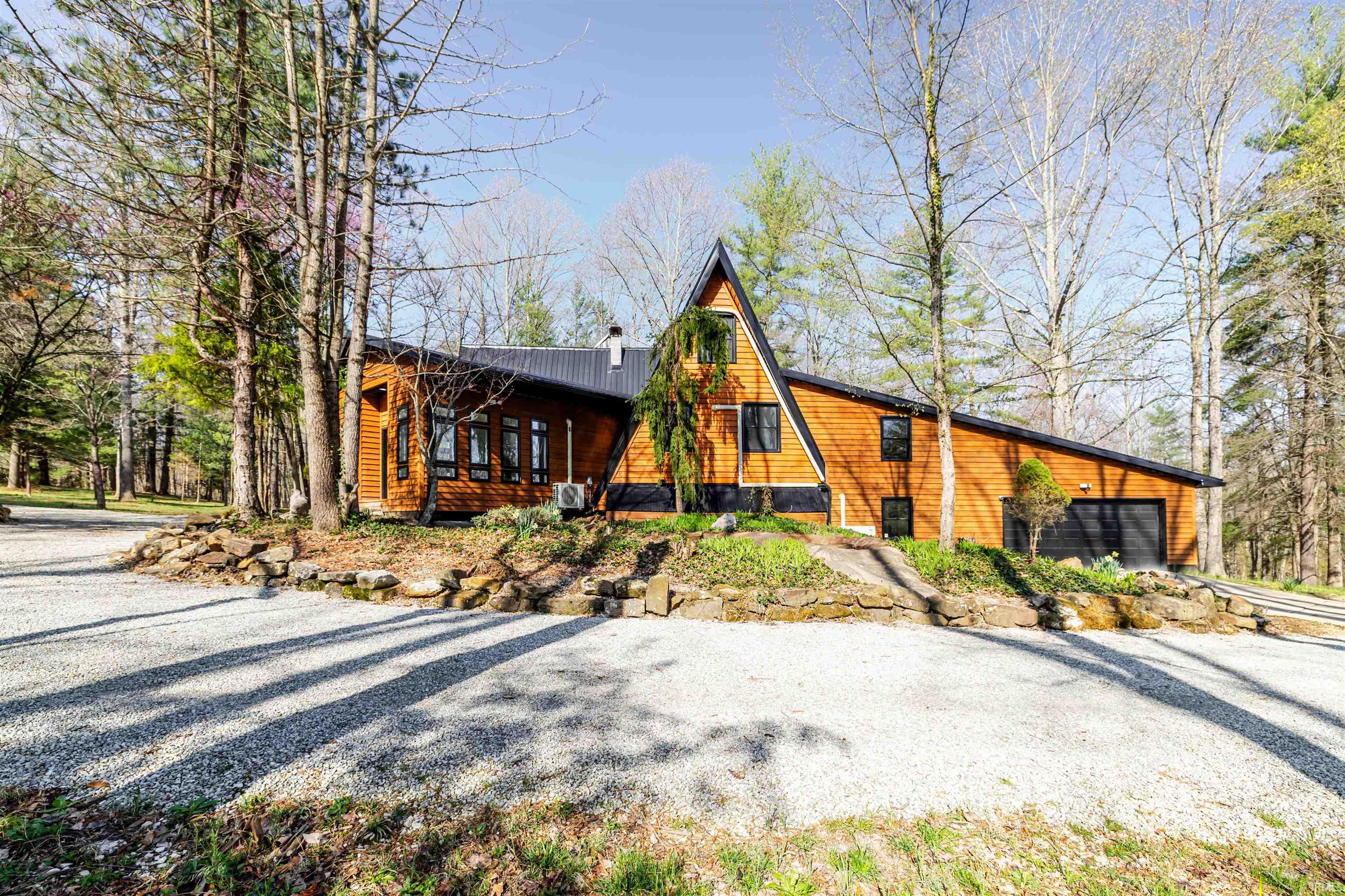 123 Empire Lane Bedford IN 47421