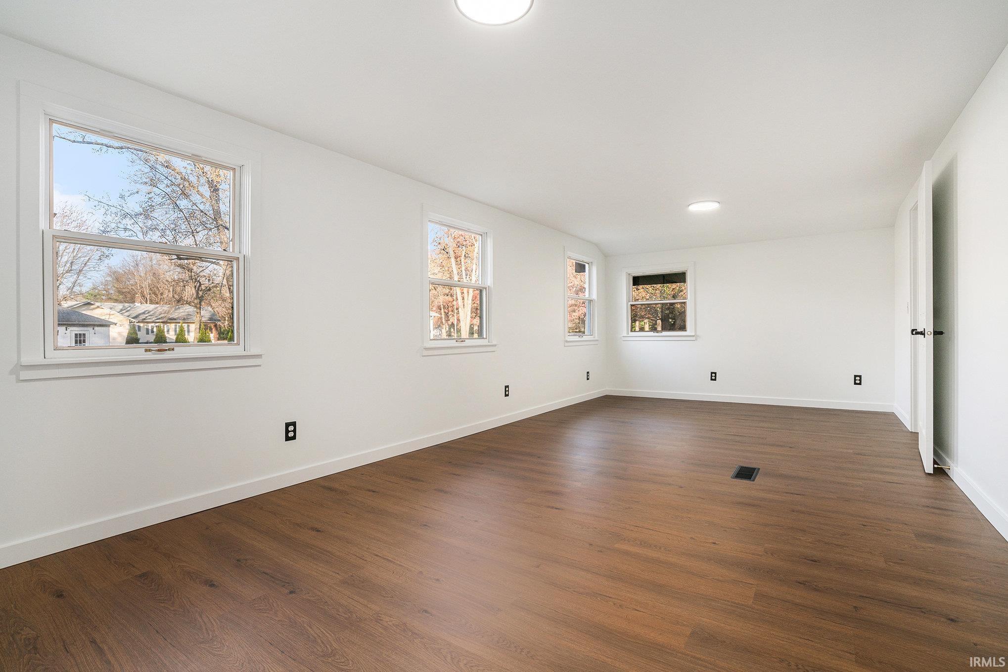 56825 Elmer Avenue South Bend IN 46619
