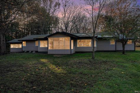 56825 Elmer Avenue South Bend IN 46619