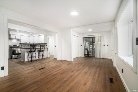 56825 Elmer Avenue South Bend IN 46619