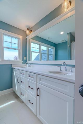 15 Creekside Lane Wabash IN 46992