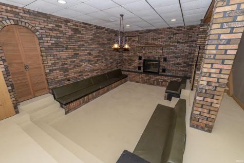 18655 Cleveland Road South Bend IN 46637