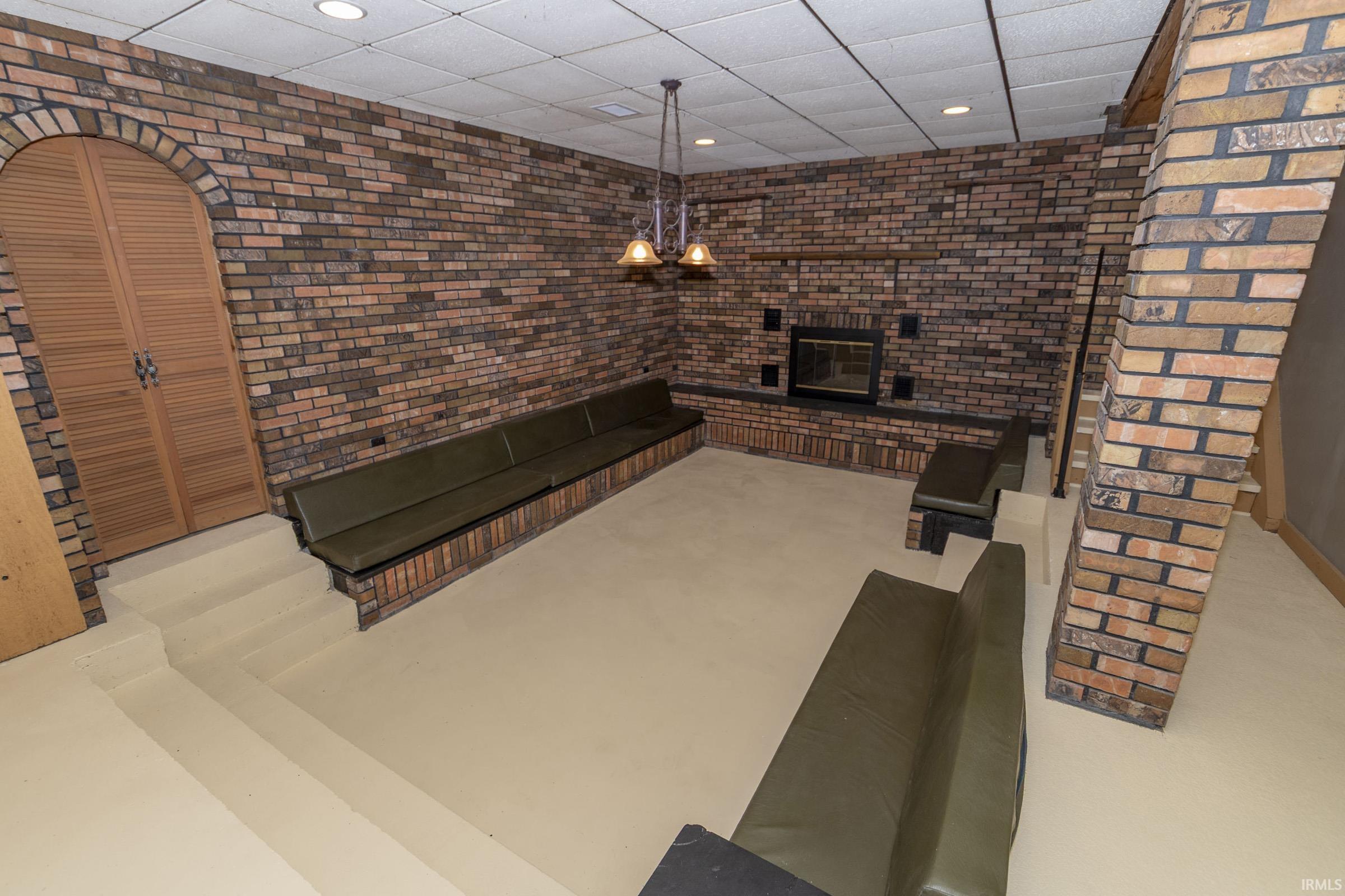 18655 Cleveland Road South Bend IN 46637