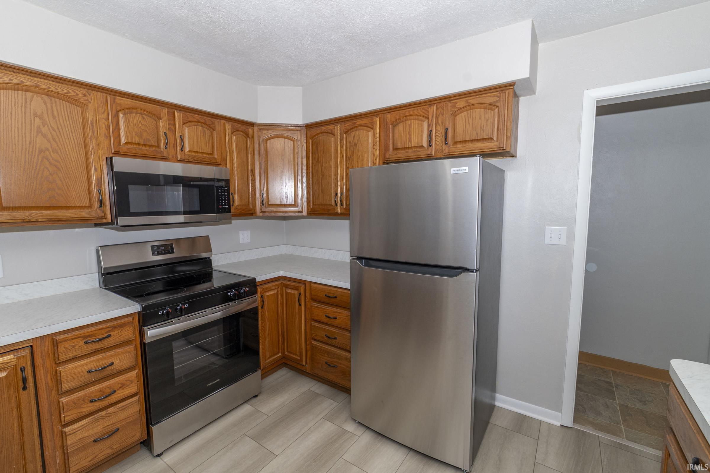 18655 Cleveland Road South Bend IN 46637