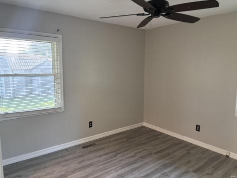 408 W Pickwick Drive Syracuse IN 46567
