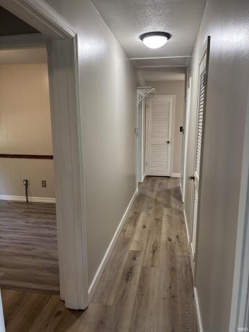 408 W Pickwick Drive Syracuse IN 46567