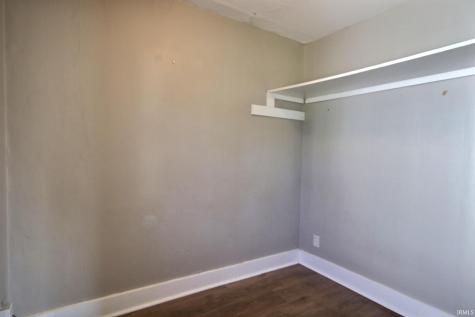 2706 Waynedale Boulevard Fort Wayne IN 46809