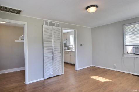 2706 Waynedale Boulevard Fort Wayne IN 46809