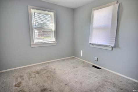 2706 Waynedale Boulevard Fort Wayne IN 46809
