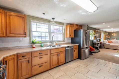616 E 350 Road Wabash IN 46992