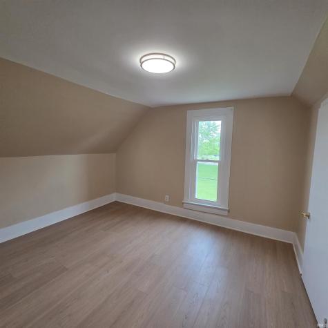10887 N 300 W Street Markle IN 46770