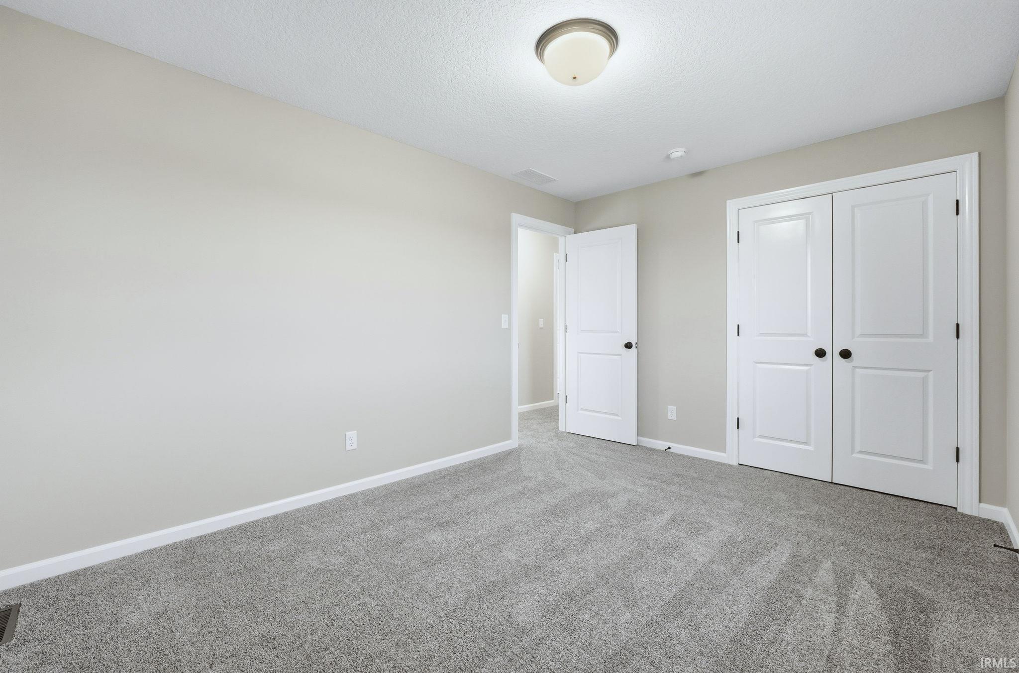 180 Longrifle Road Warsaw IN 46580