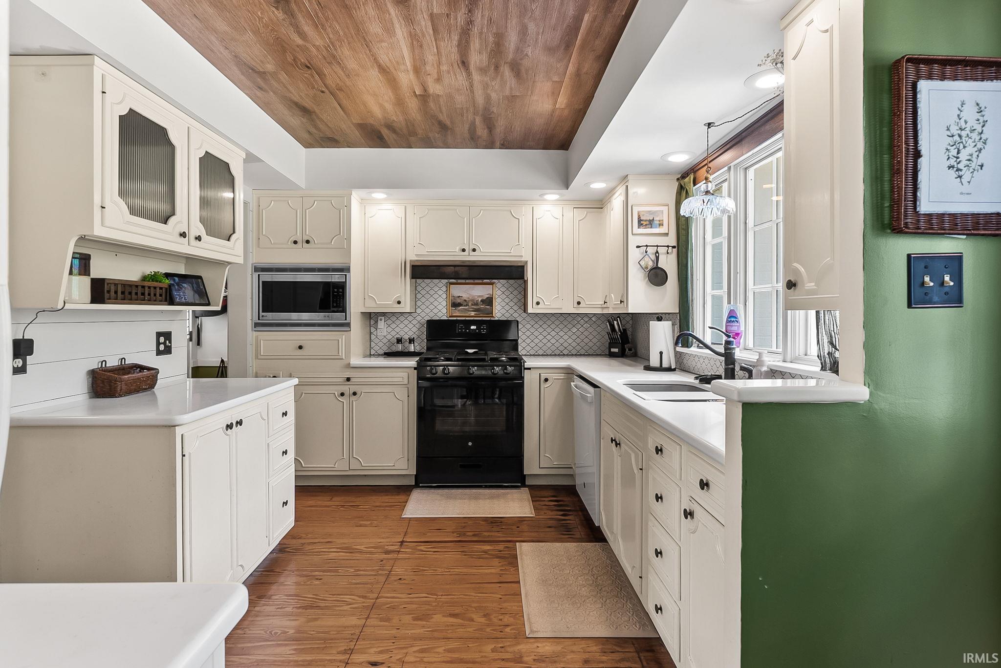 1013 Highland Court Plymouth IN 46563