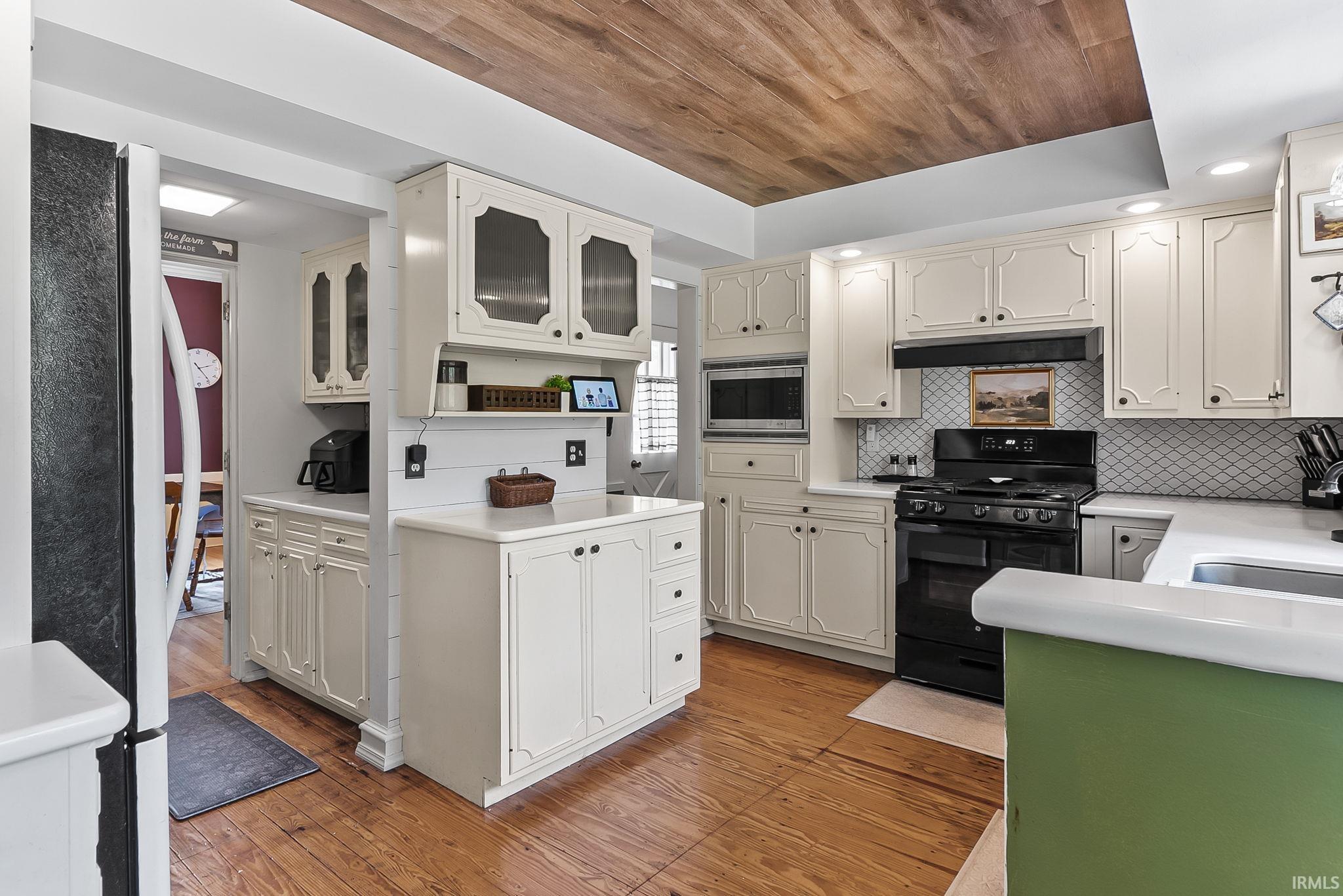 1013 Highland Court Plymouth IN 46563