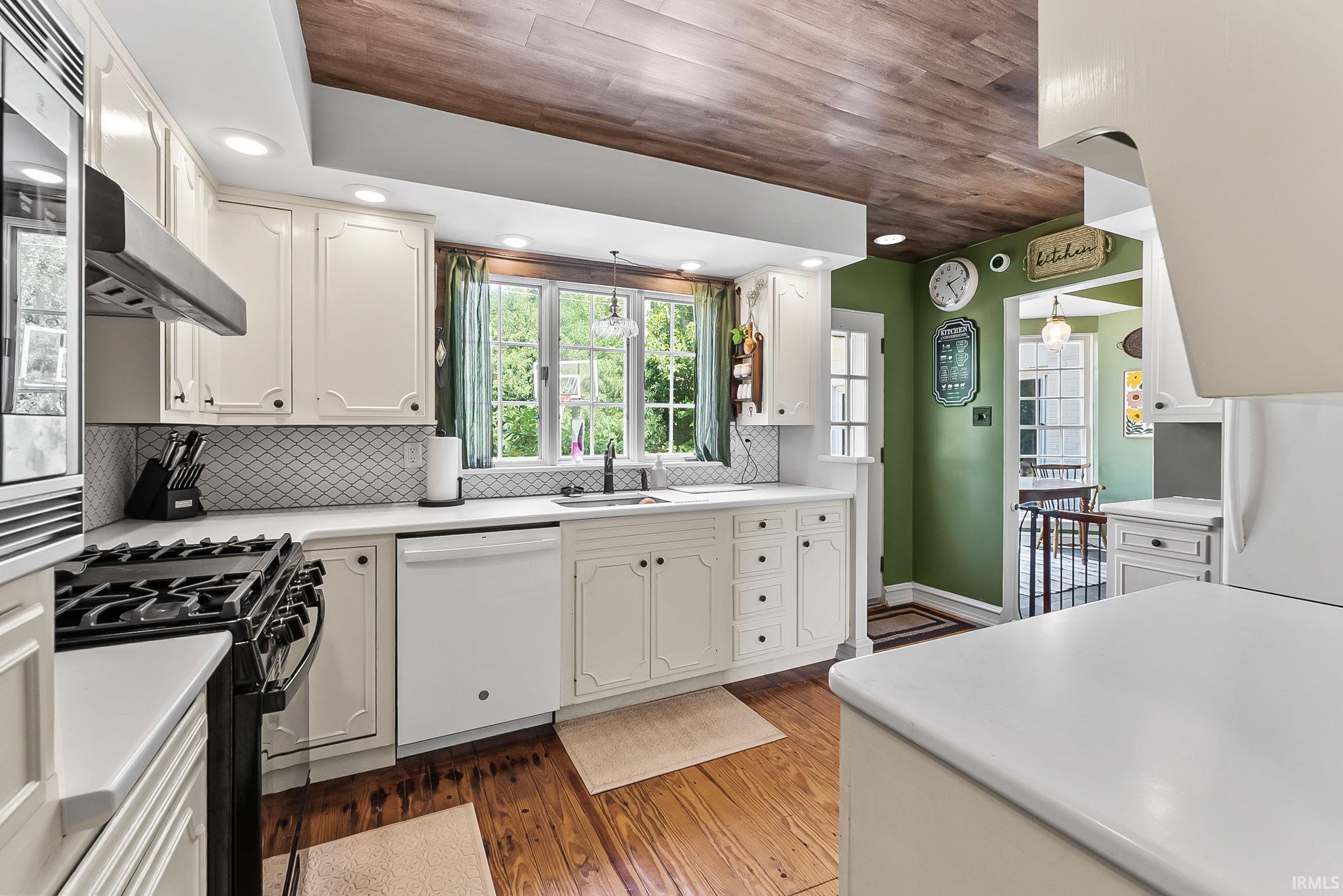 1013 Highland Court Plymouth IN 46563