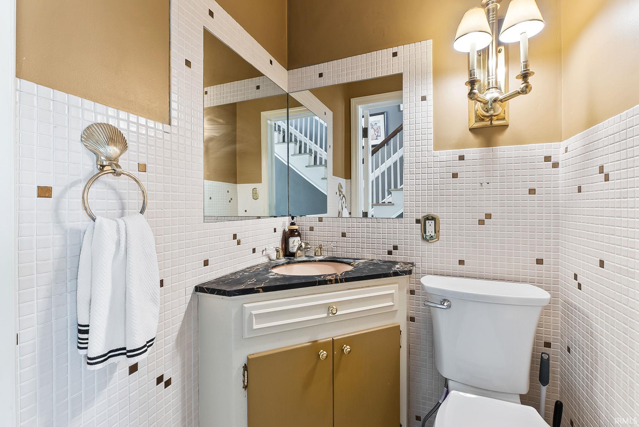 1013 Highland Court Plymouth IN 46563