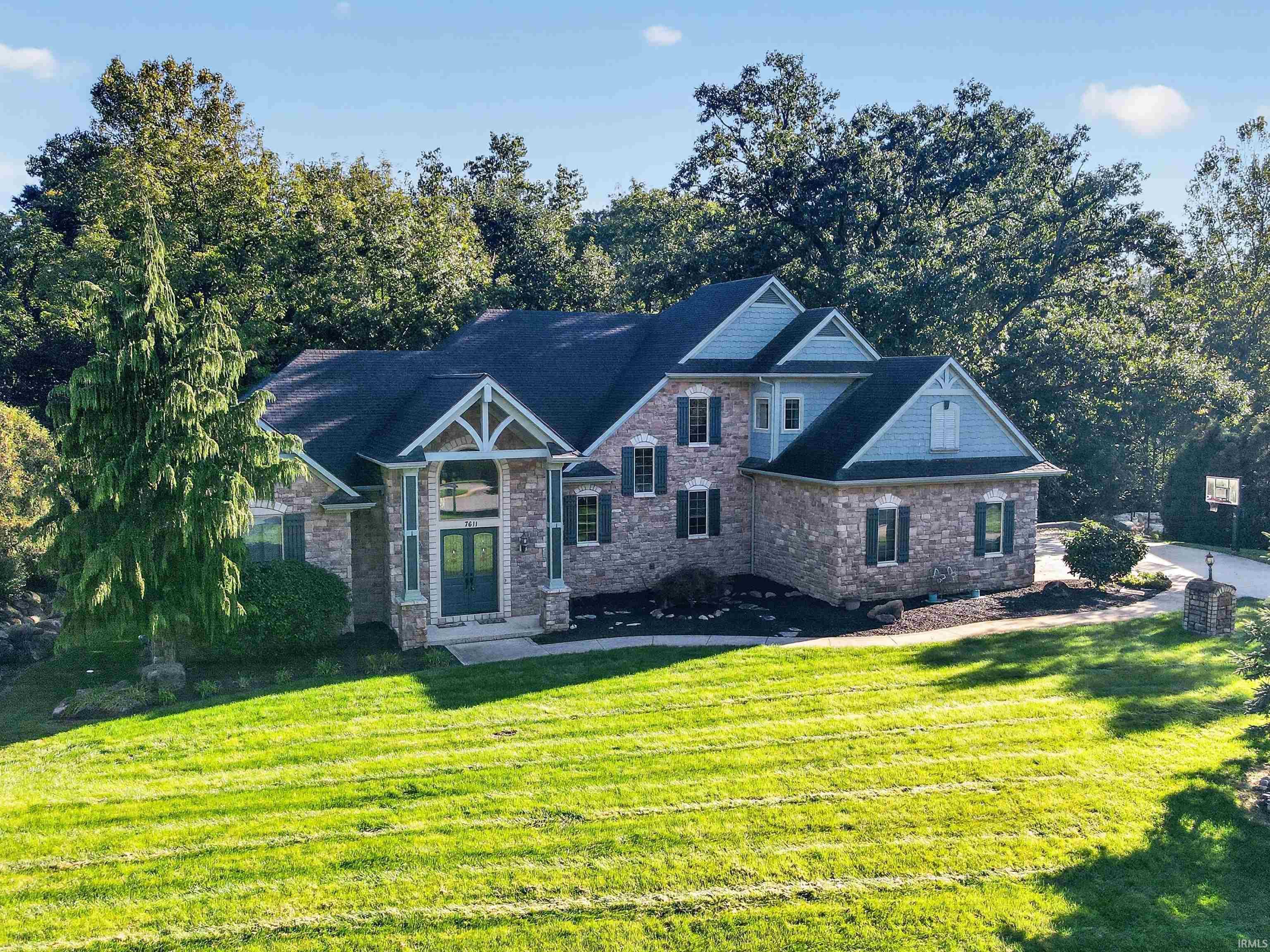 7611 Cinereal Court Roanoke IN 46783
