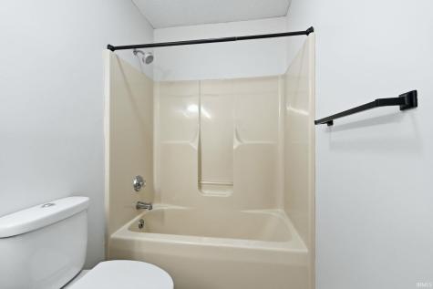7711 Buttermore Court Fort Wayne IN 46804