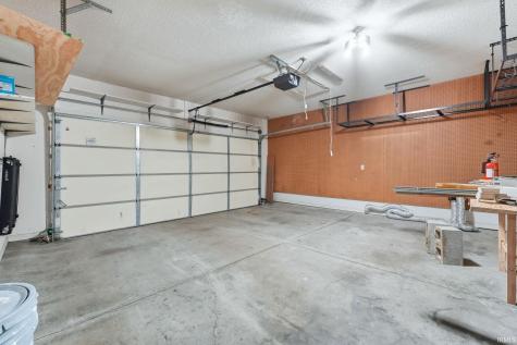 7711 Buttermore Court Fort Wayne IN 46804