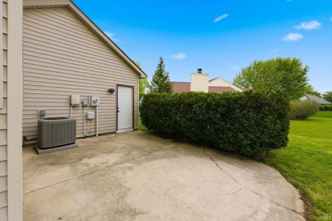 7711 Buttermore Court Fort Wayne IN 46804