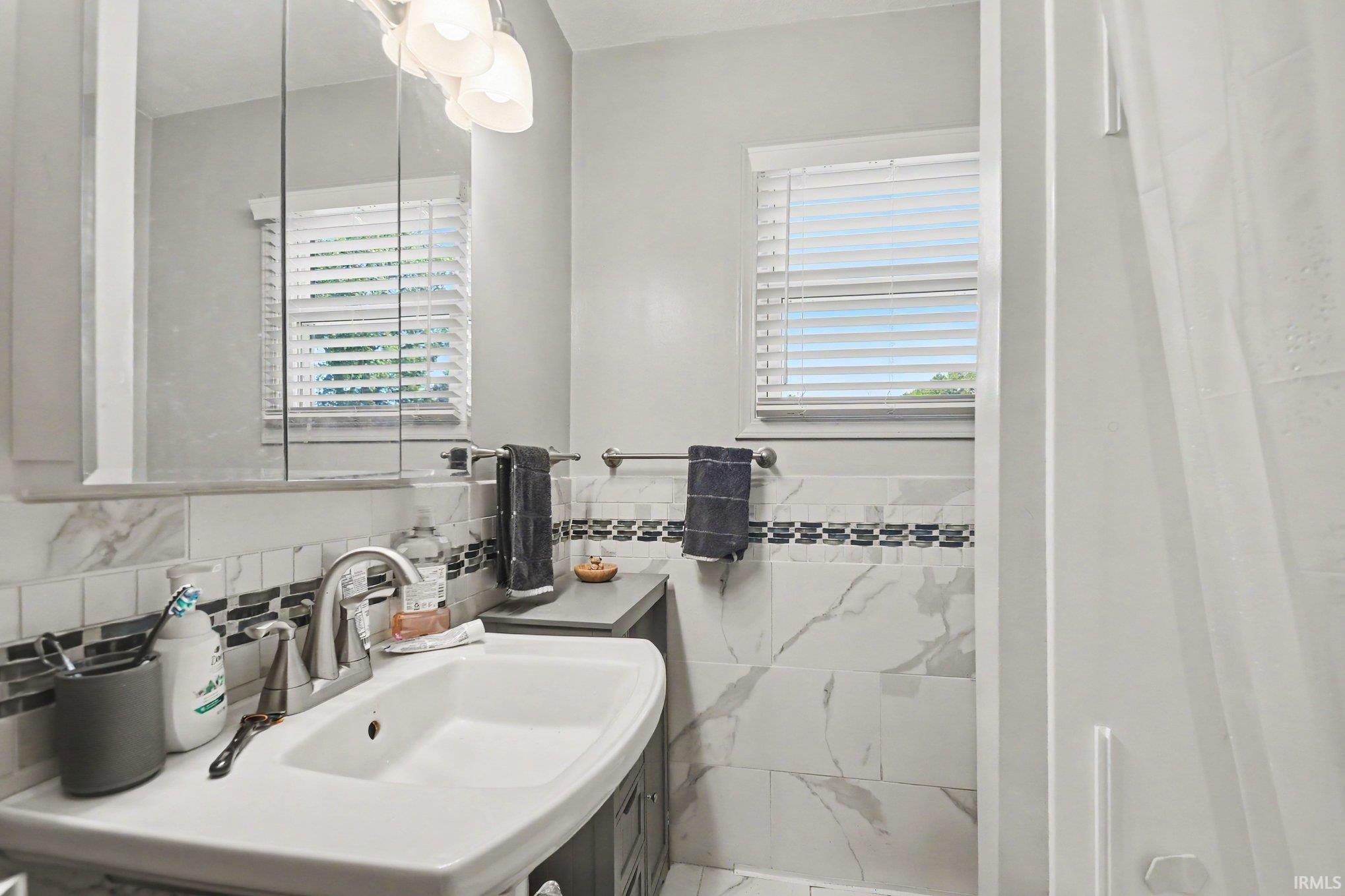 1123 Sycamore Street Plymouth IN 46563