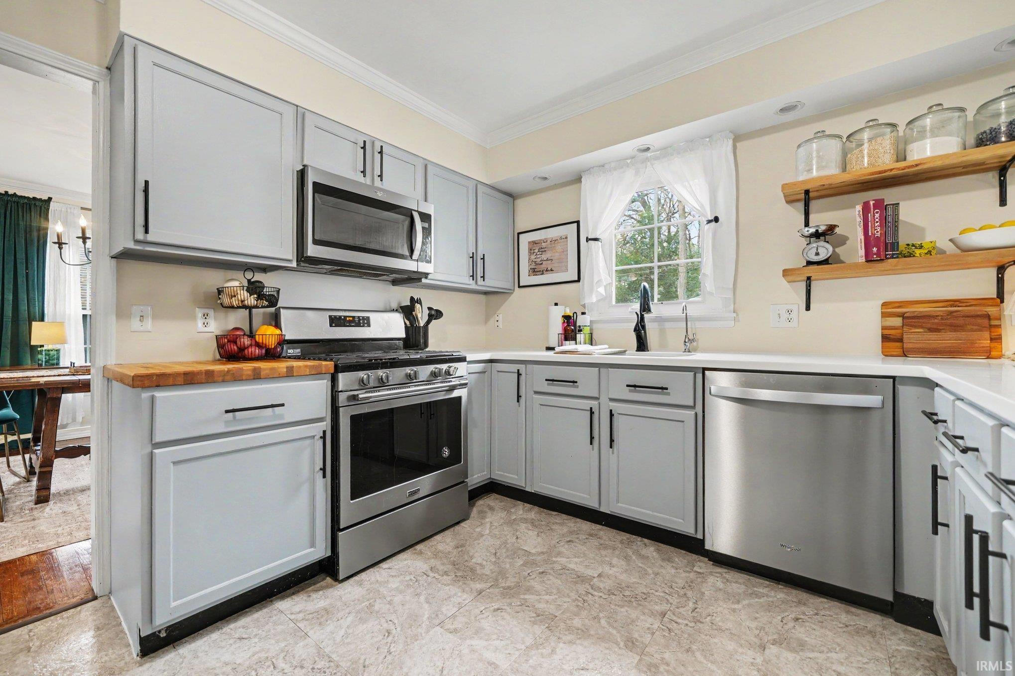 53281 Oakton Drive South Bend IN 46635