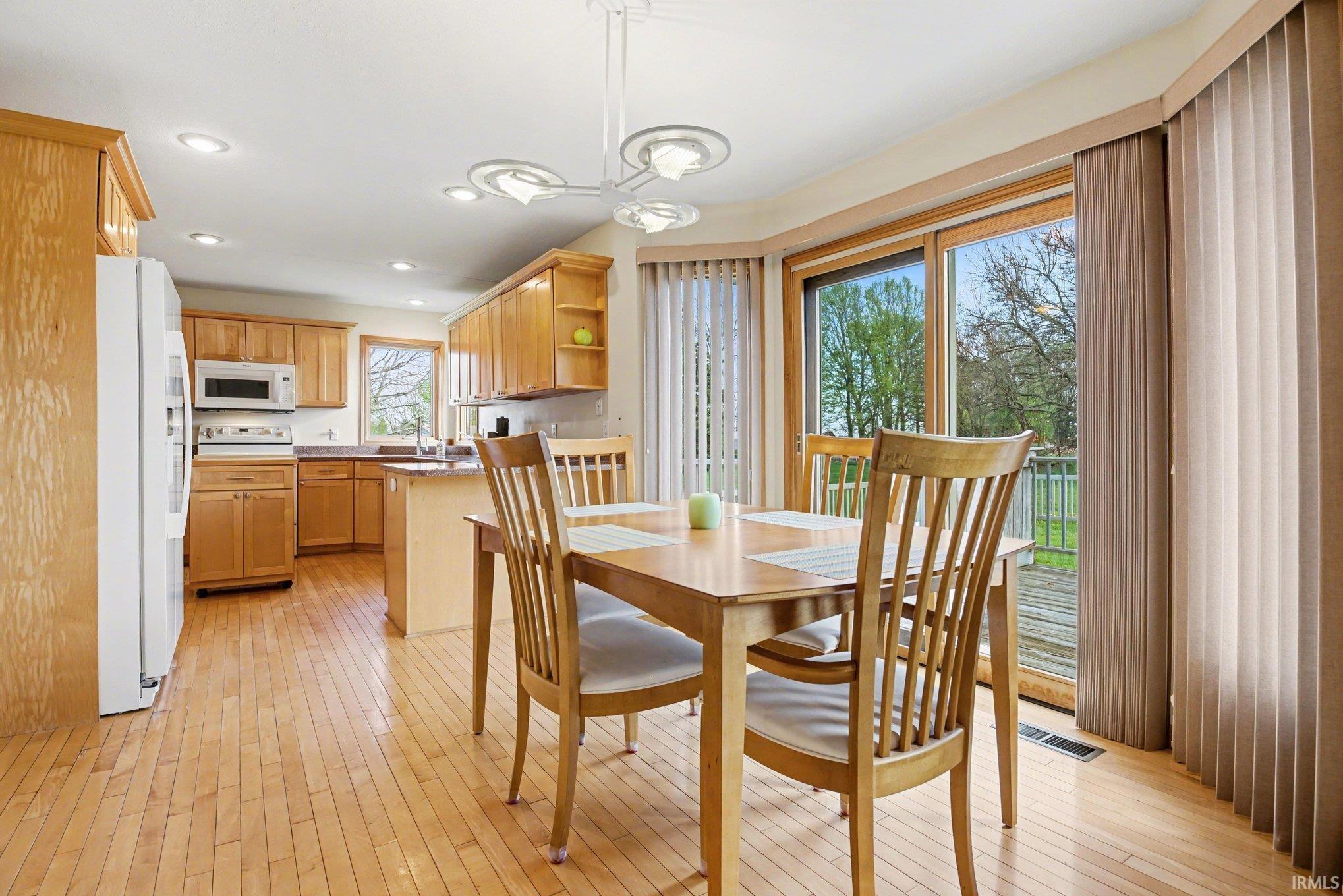 236 Tulip Circle Bremen IN 46506