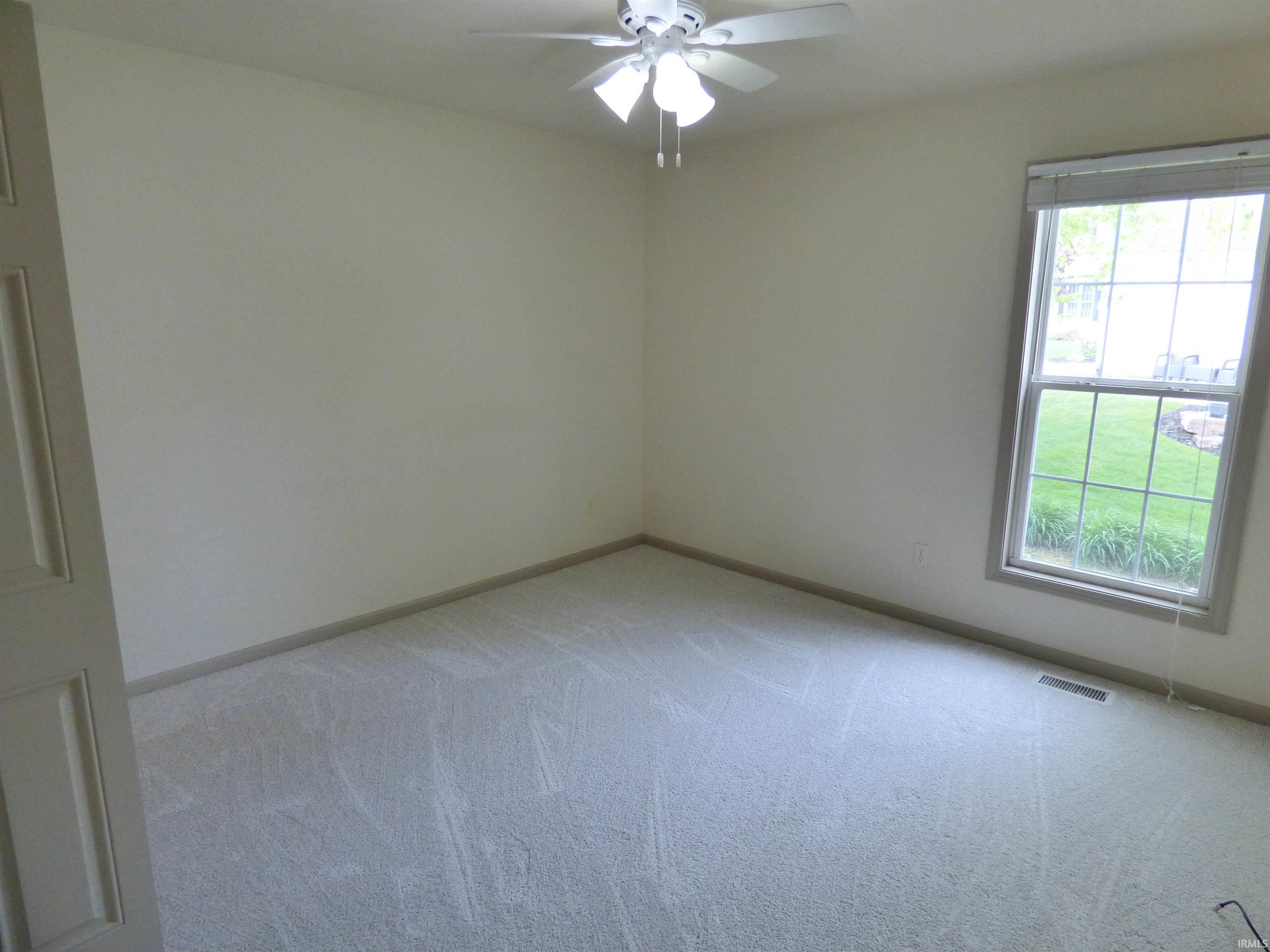 6433 Armstrong Drive South Bend IN 46614