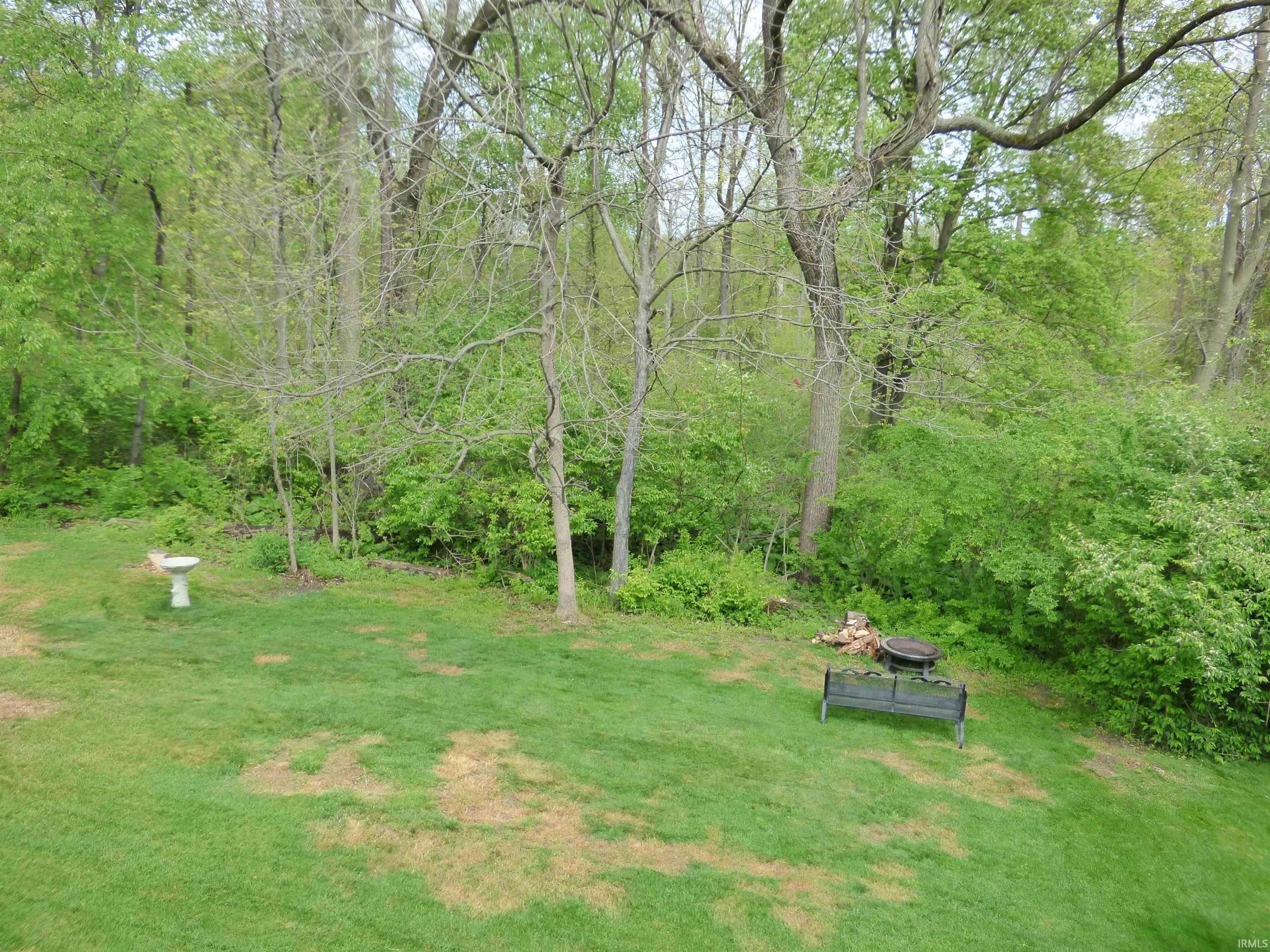 6433 Armstrong Drive South Bend IN 46614