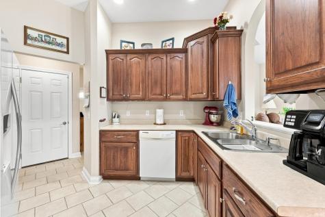 2105 Cedar Ridge Cove Fort Wayne IN 46818