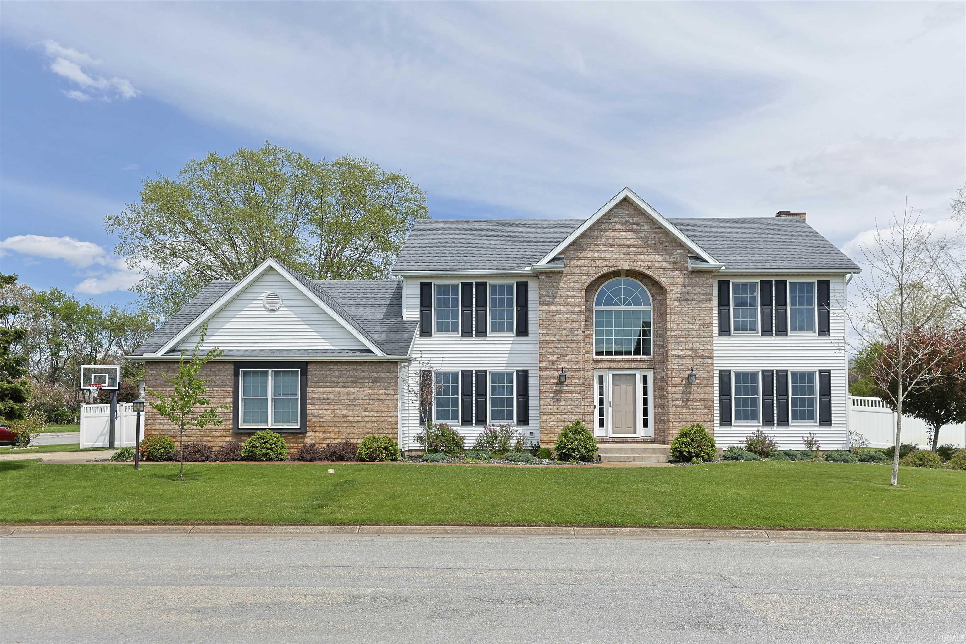 14223 Worthington Drive Granger IN 46530