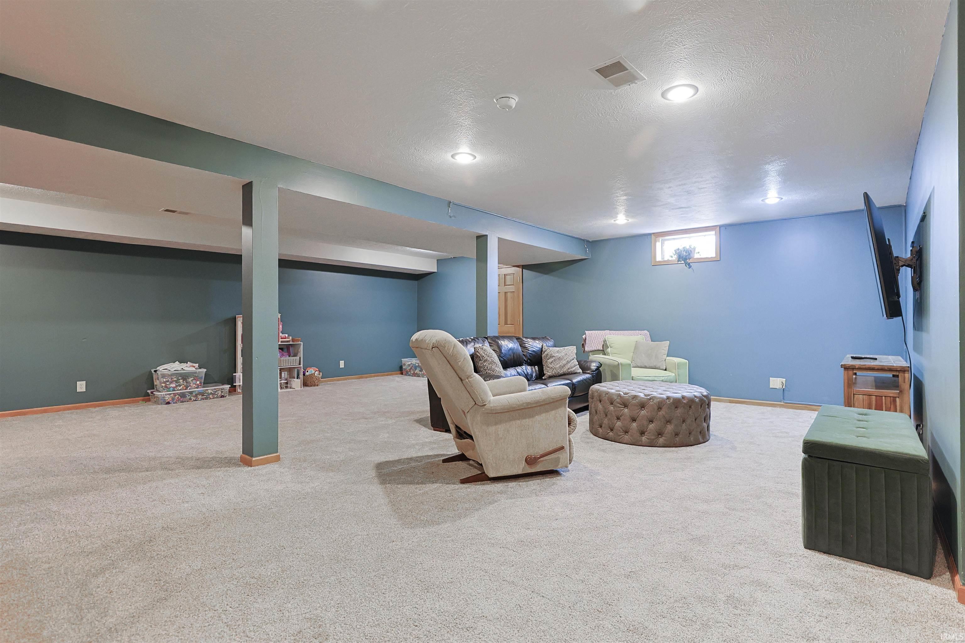 14223 Worthington Drive Granger IN 46530