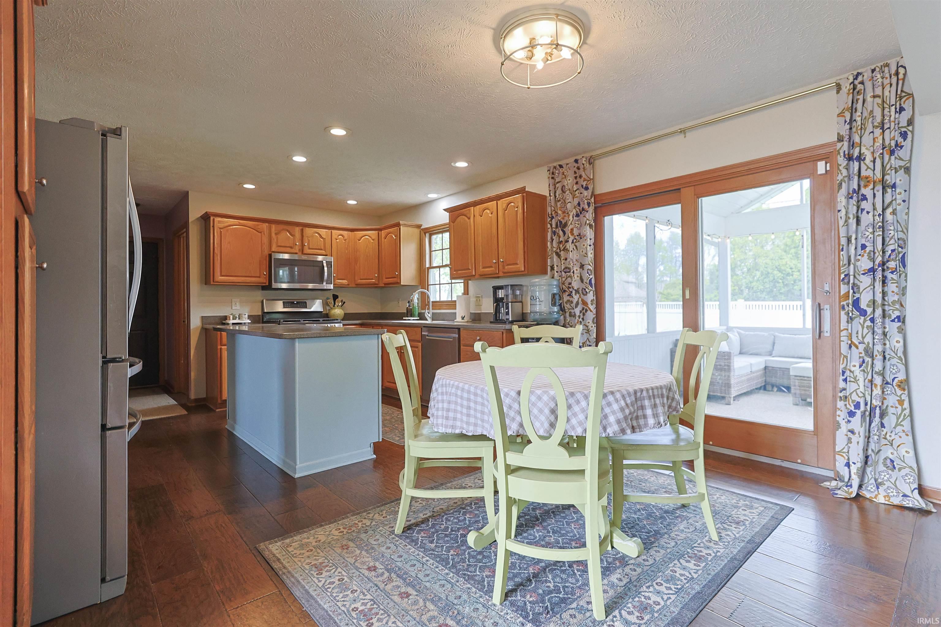 14223 Worthington Drive Granger IN 46530