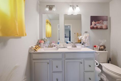 2751 Sand Hollow Drive Lebanon IN 46052
