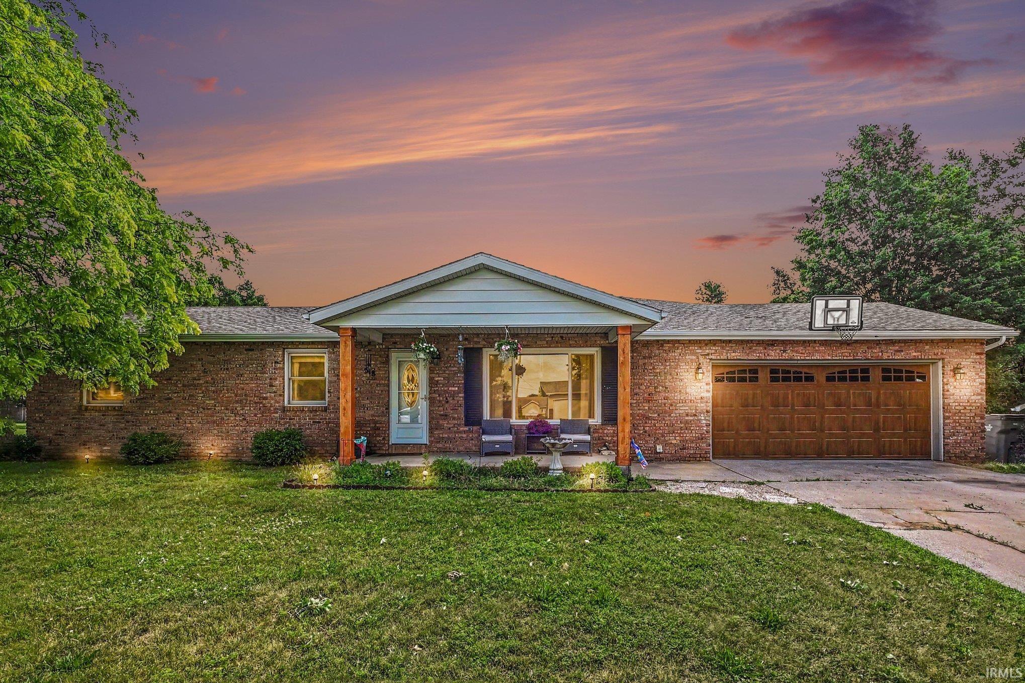 518 Sunset Lane Middlebury IN 46540