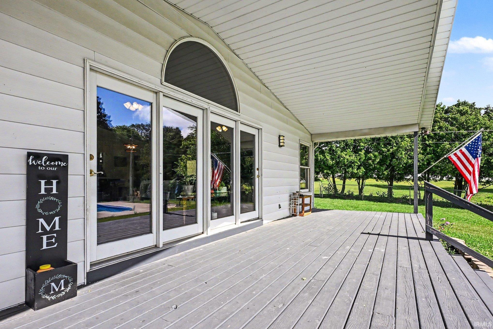 518 Sunset Lane Middlebury IN 46540