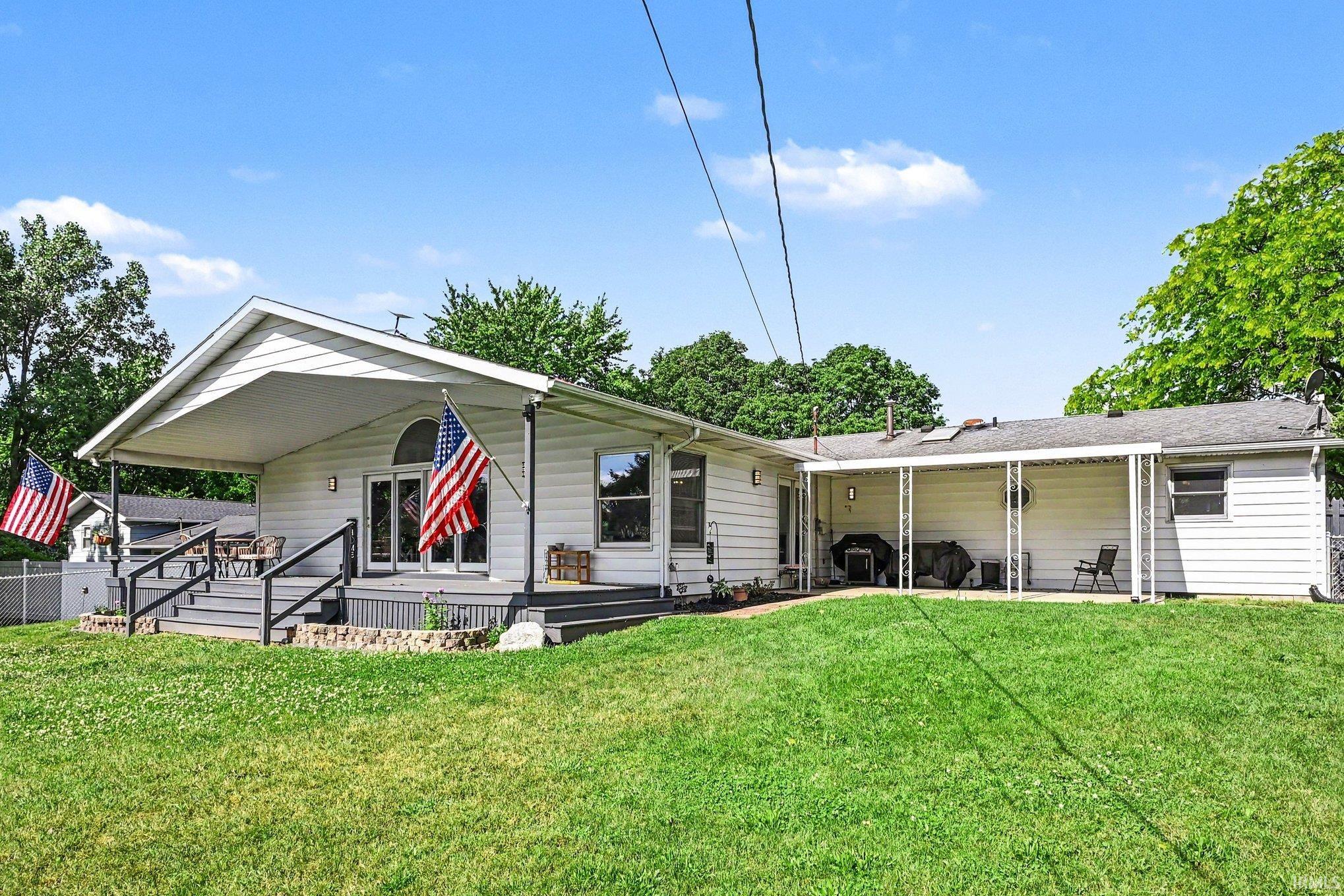 518 Sunset Lane Middlebury IN 46540